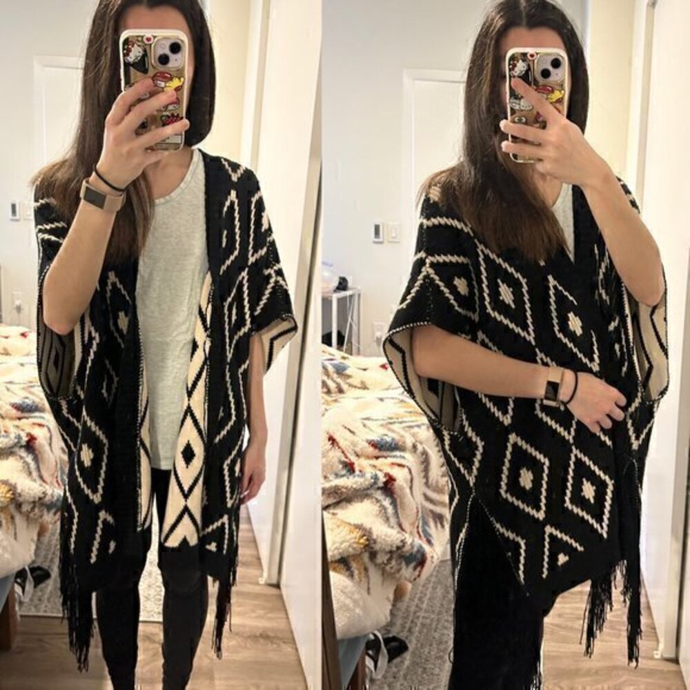 Forever 21 Aztec Fringe Cardigan Shawl Size S NWT